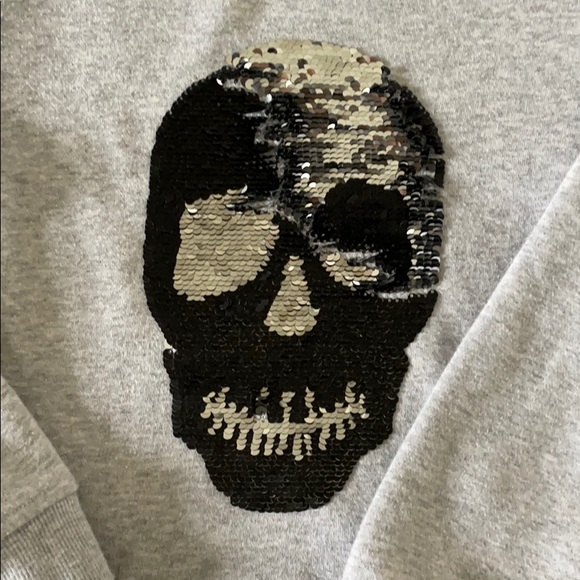 Sweater - Picture 2 of 4